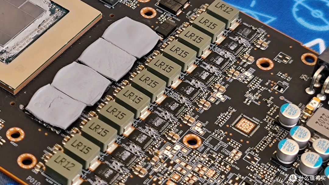 蓝宝石 RX 7900 XT 20G D6 超白金OC拆解图赏