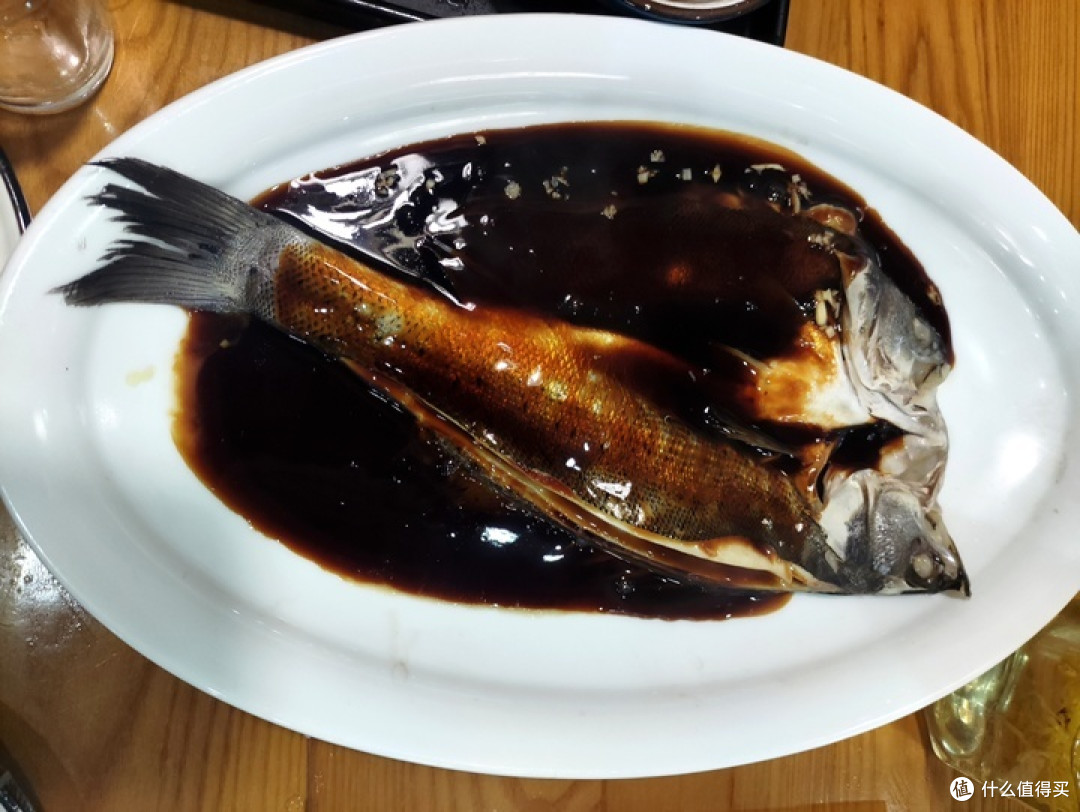 这个最赞，但是那个醋是真多，味真重。亮点就是鱼很鲜！，把醋搞掉少蘸取一些会比较好吃！