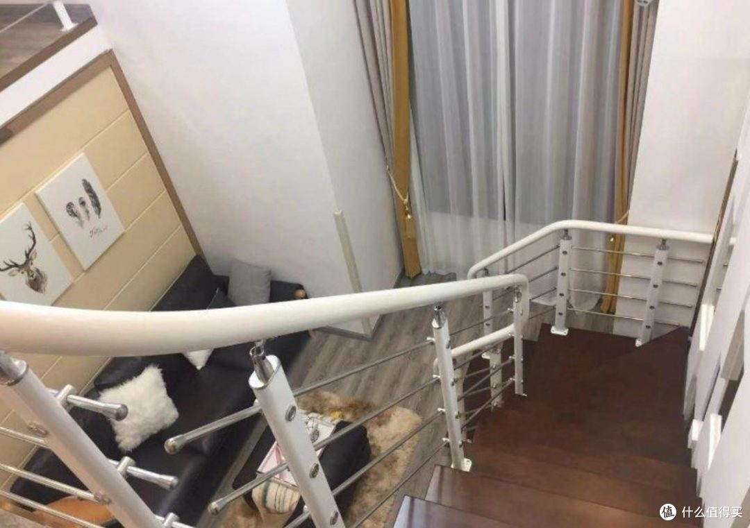 52㎡复式单身公寓，挑高5.9米，时尚又精致，非常适合白领精英