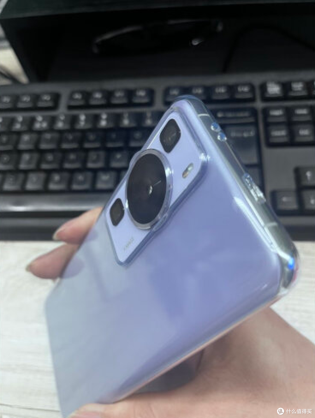 鸿蒙操作系统3.1，骁龙 8+ Gen1 处理器，华为P60