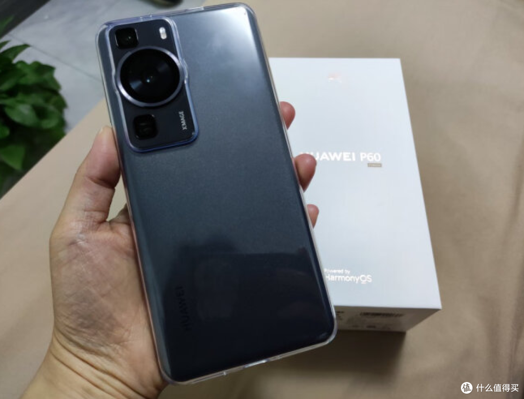 鸿蒙操作系统3.1，骁龙 8+ Gen1 处理器，华为P60