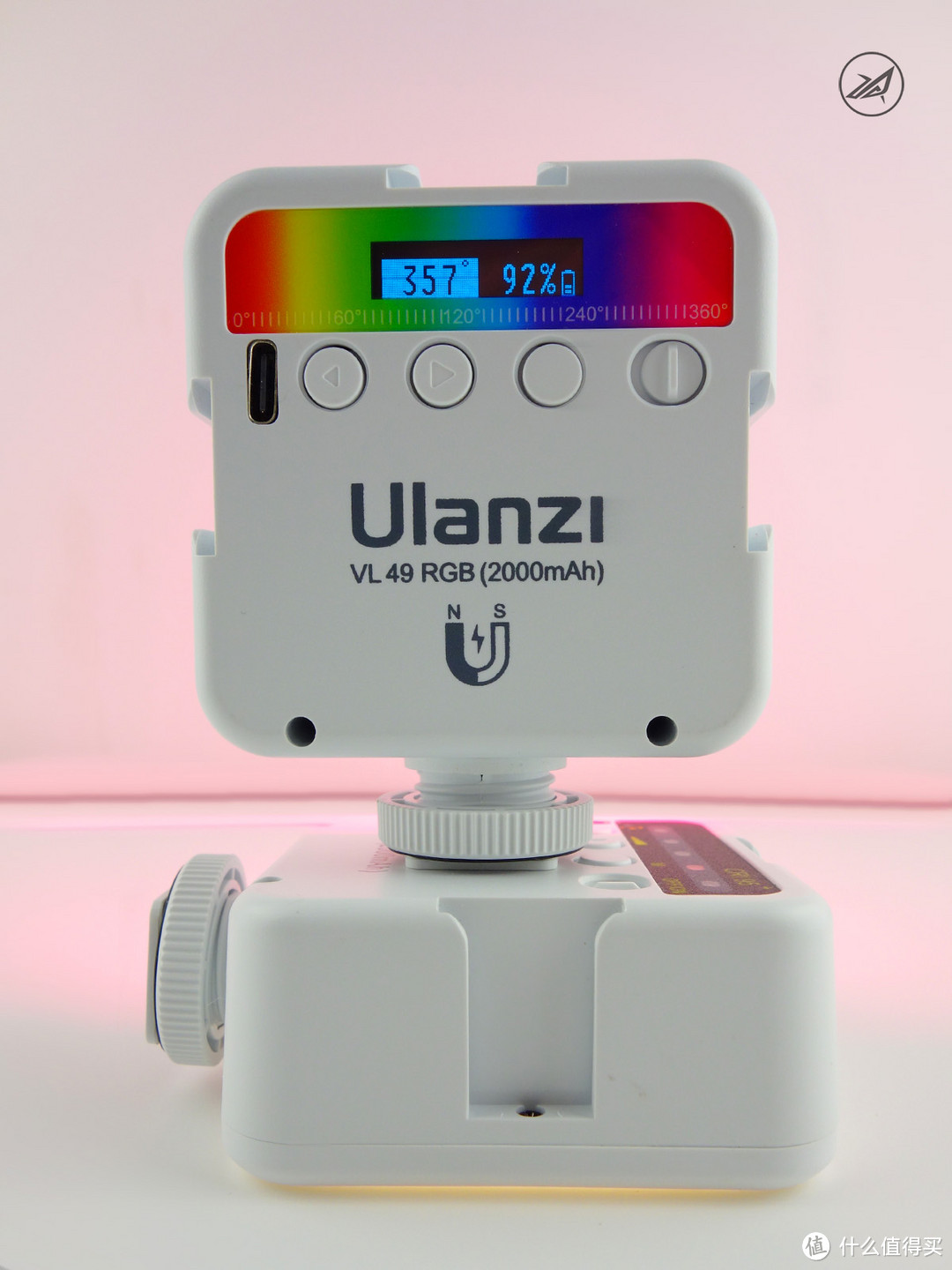 200元就能提升你的照片氛围感  -  优篮子 Ulanzi VL49 RGB补光灯