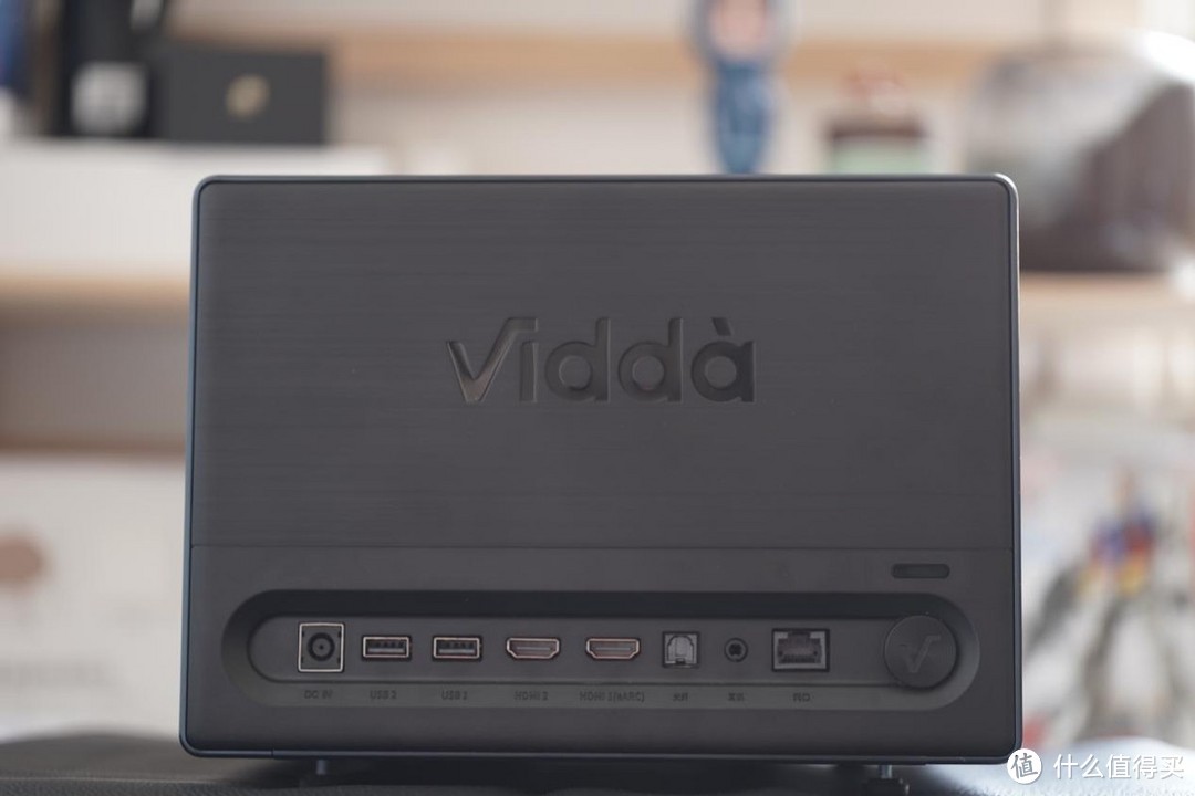 三色激光投影仪才是投影仪首选？Vidda C1S 4K 三色激光投影深度评测