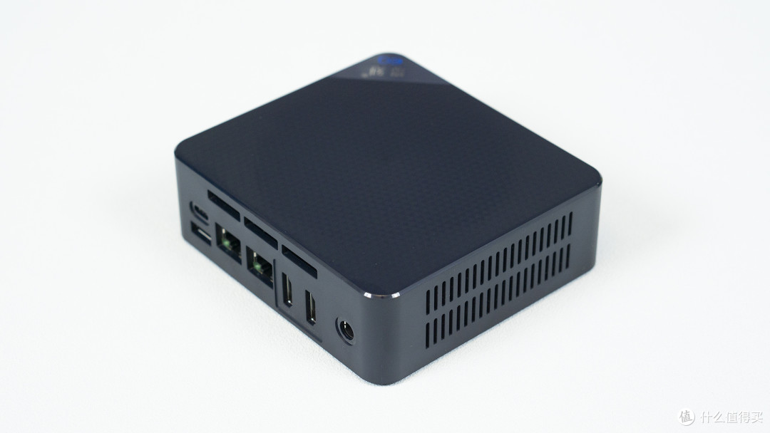 All in one!低功耗、双2.5G网口、多样化的新玩法,零刻EQ12 Pro小主机开箱及试用体验分享!