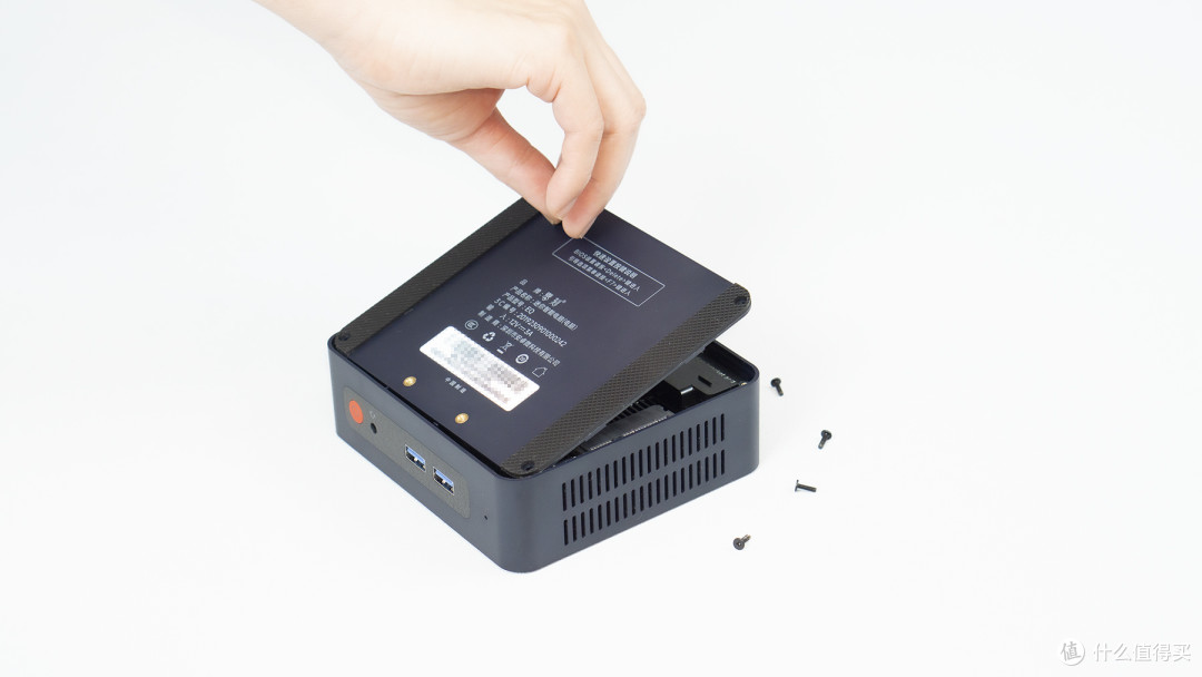 All in one!低功耗、双2.5G网口、多样化的新玩法,零刻EQ12 Pro小主机开箱及试用体验分享!