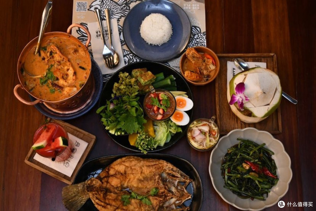 2023年泰国泼水节攻略，逛逛泰国Em百货公司，并推荐著名美食餐厅广场!
