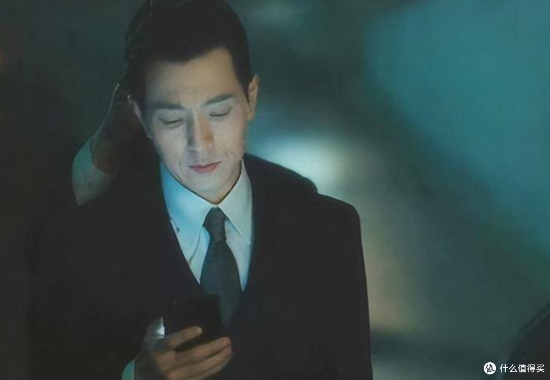 中年男人的穿搭模板,还是要看《黑暗荣耀》河道英!