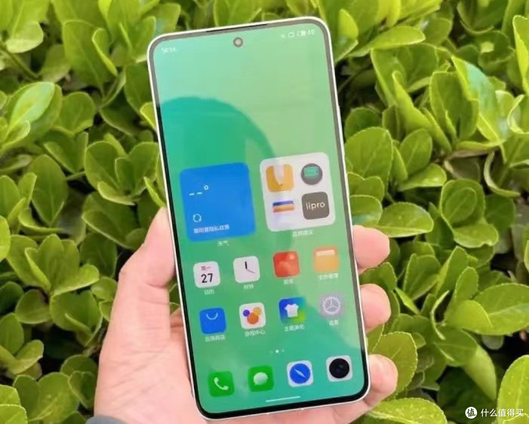 黄章终于爆发了:12GB+512GB存储仅3799元,第二代骁龙8+4700mAh