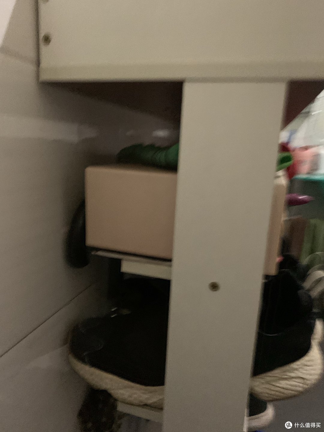 简易鞋柜能装但不美观