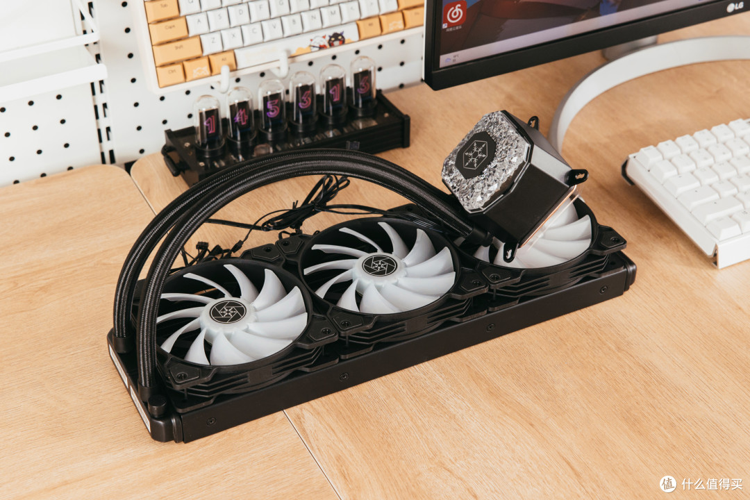 硬核玩家神器，最强继任者之一，锐龙7 7800X3D处理器首测