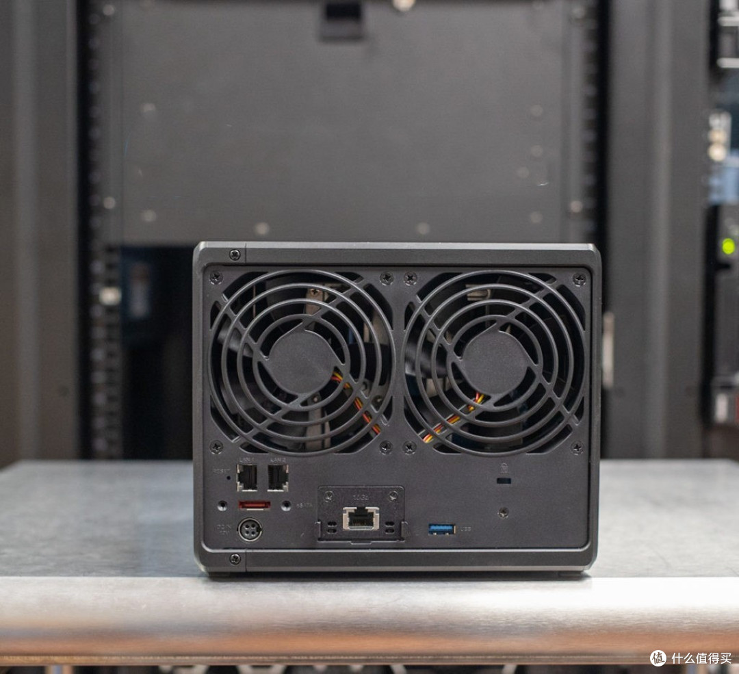群晖(Synology)DS923+ 4盘位 nas,首款M.2ssd可以加入存储池