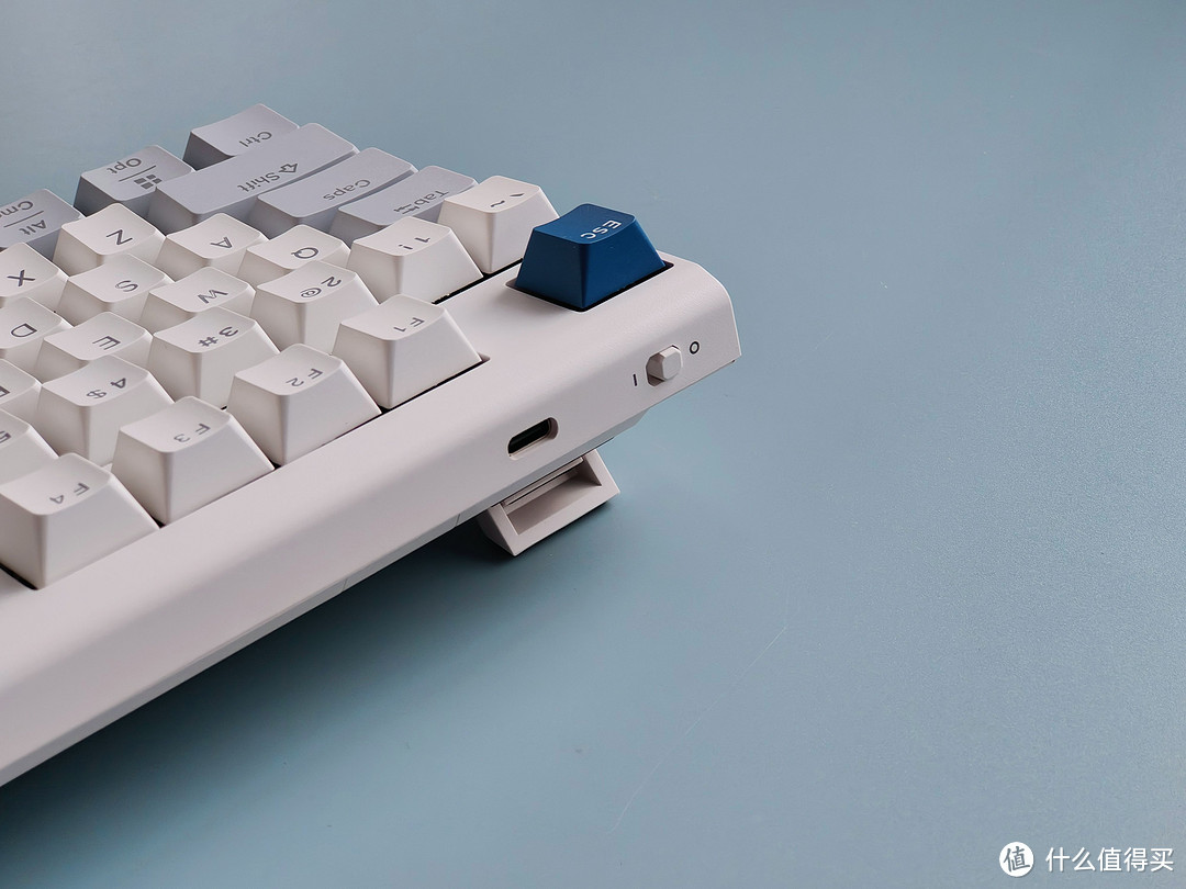 让你刮目相看，杜伽K620W三模热插拔机械键盘！