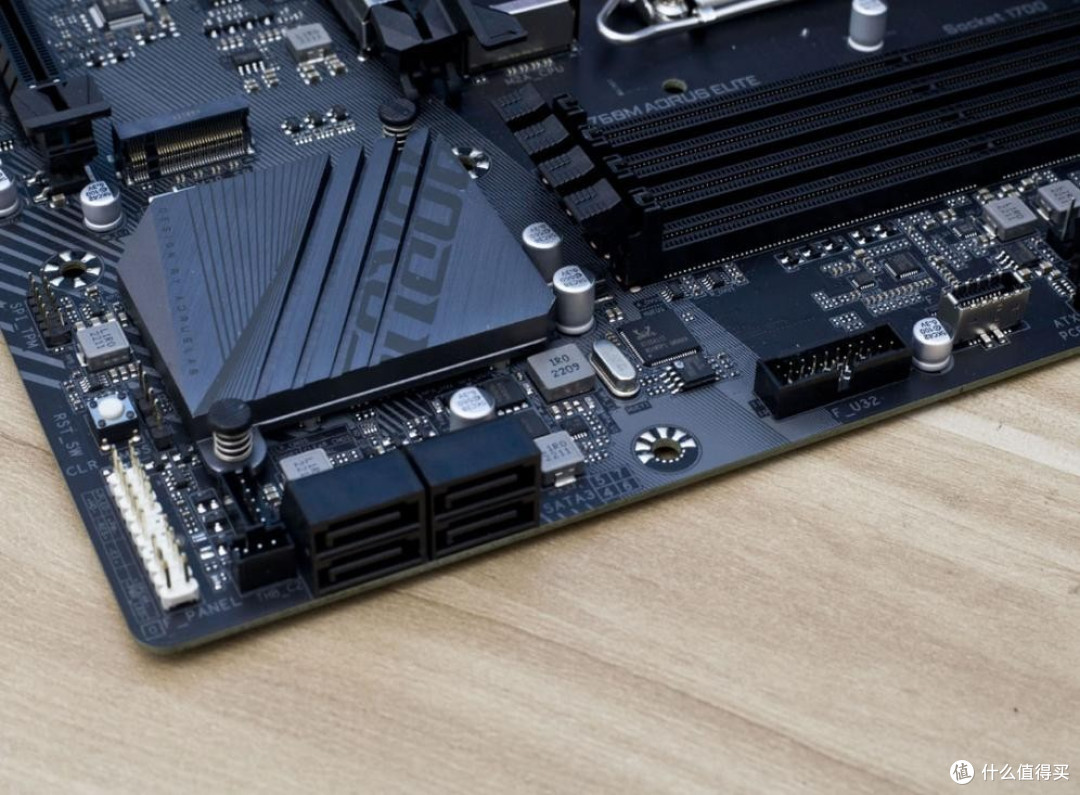 技嘉小雕B760M AORUS ELITE+RTX4080这个配置怎么样?1.5W预算看这