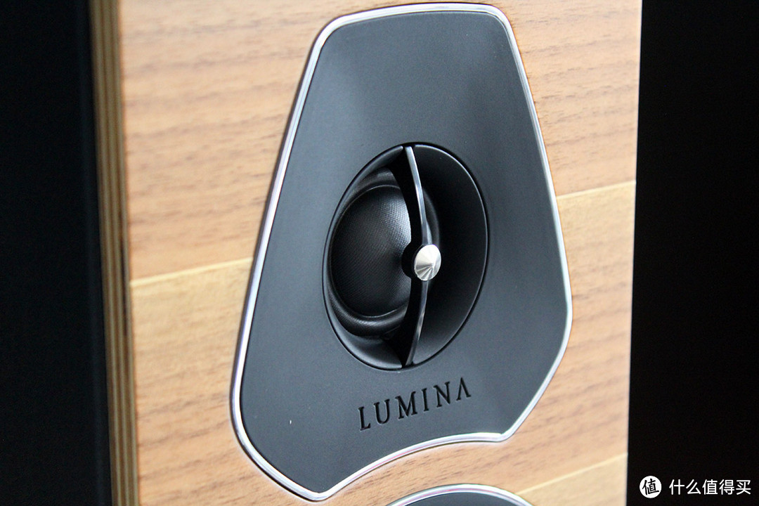 高级质感的声音: 势霸Sonus Faber Lumina I书架音箱