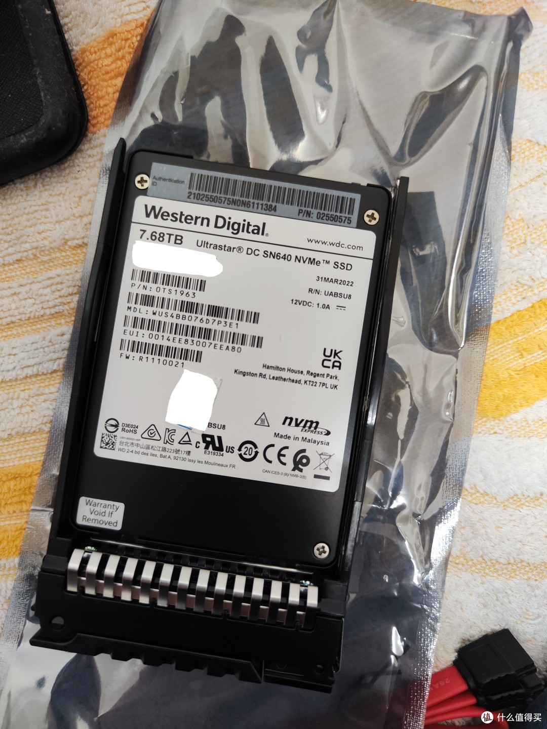 一块长得像SATA SSD的U2企业盘西数SN640 7.68T开箱小评测_固态硬盘_什么值得买