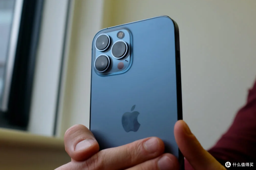 2999元的iPhone敢买吗？6.1英寸LCD屏+A13处理器+无线充电+双摄