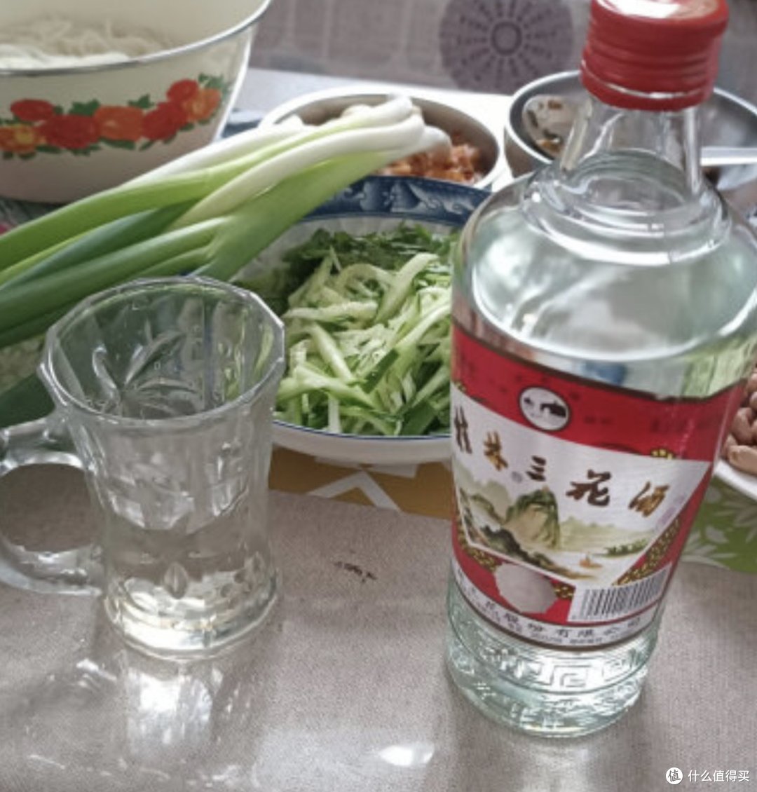 建议中老年男人:不管有钱没钱,这4款白酒该喝就喝,纯粮又实惠