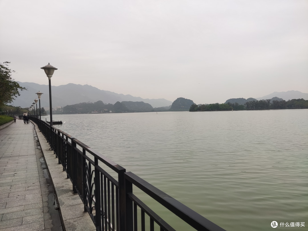 星湖西堤段