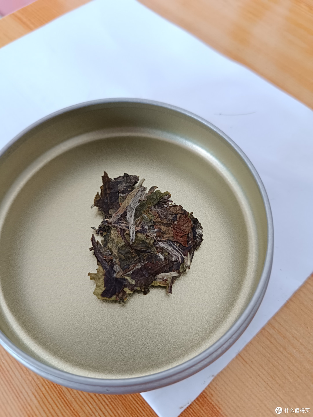 如果不看厂家名和品牌名,你猜这是白牡丹还是寿眉?