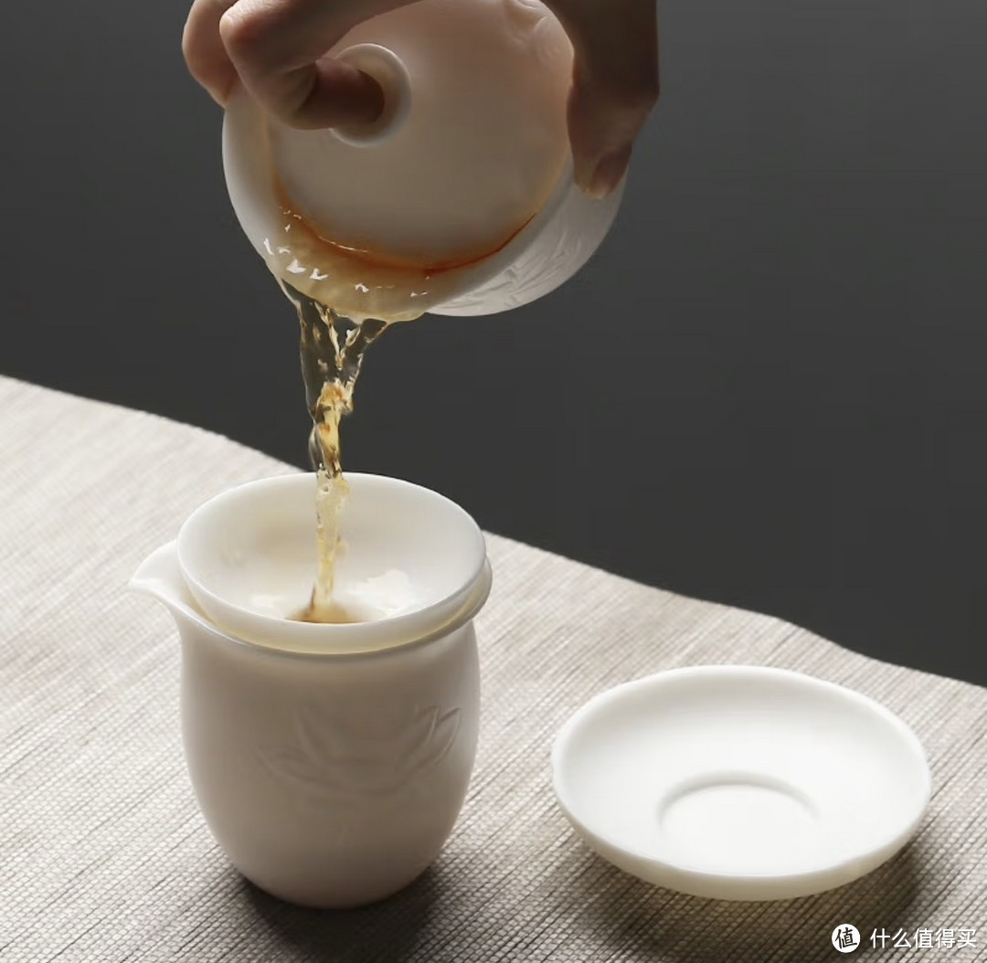 传统工艺与现代设计的完美结合——苏氏陶瓷（SUSHI CERAMICS）中国白瓷茶具礼盒装可以买！