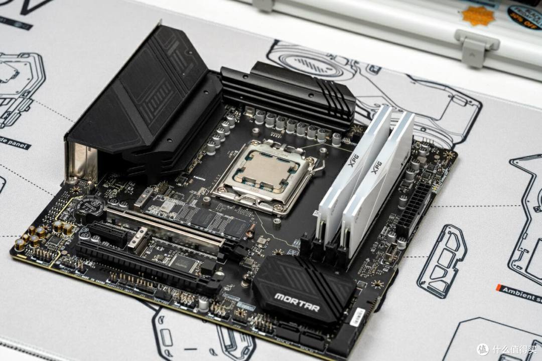 XPG白色全家桶信仰加成,7900X主机跑分255万,猛男粉灯光爱不爱