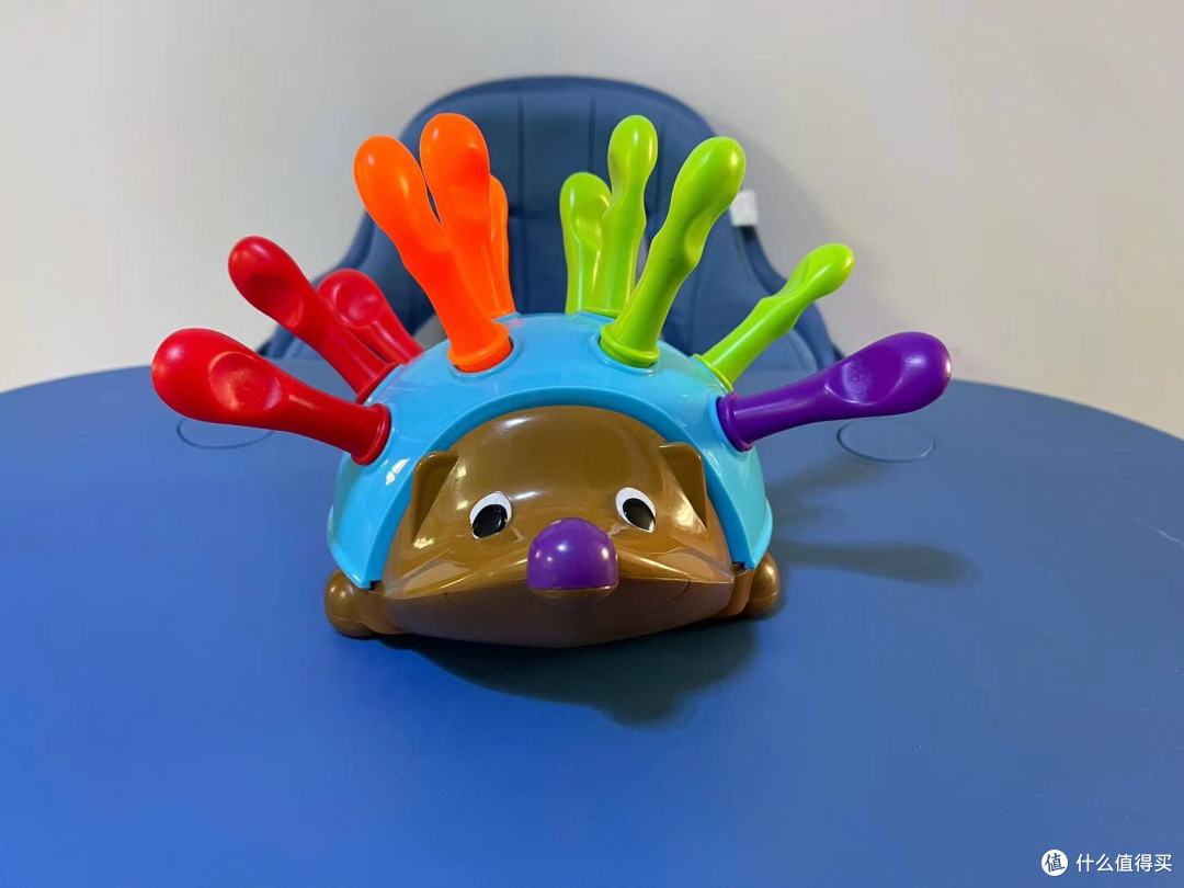 除了拖鞋、塑料袋和遥控器,孩子还喜欢哪些玩具?1岁宝宝玩具大推荐~