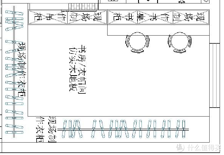 好好规划的衣帽间变成了模玩积木的仓库