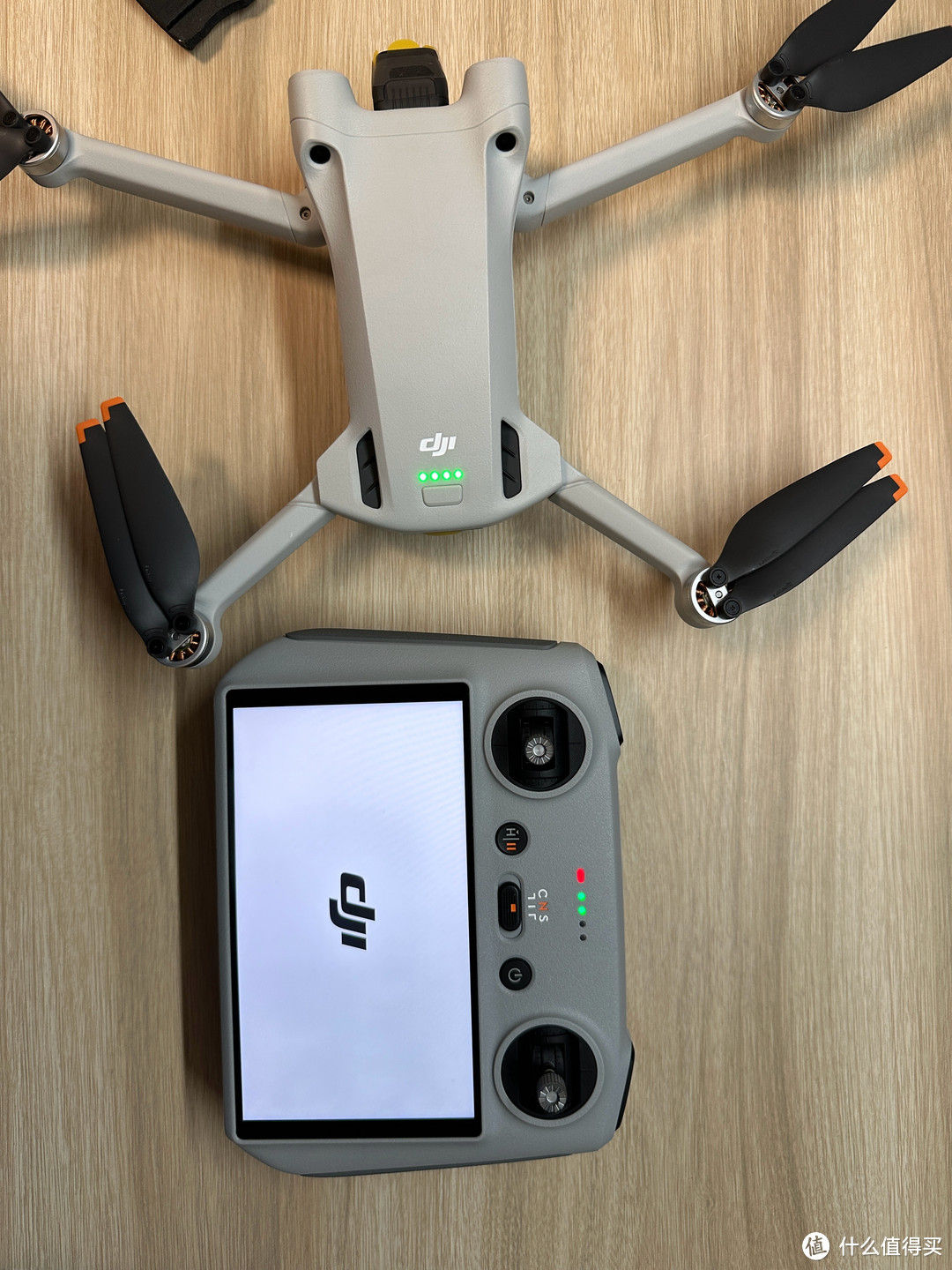 中年人的第一台无人机！大疆 DJI Mini 3 Pro（1）开箱篇