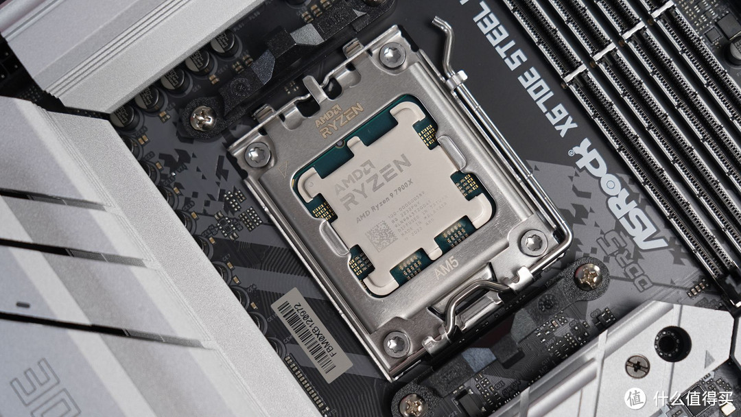 42寸 4K桌面配置升级:华擎X670E钢铁传奇+RTX4070ti装机show