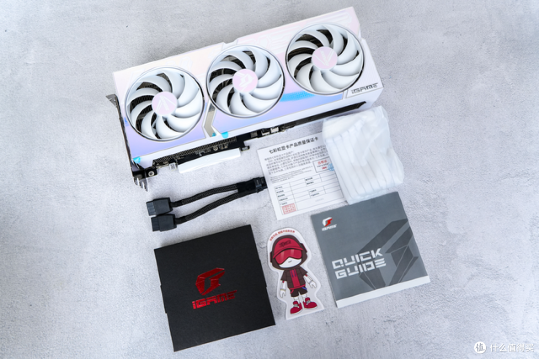 【首发】RTX 4070开箱测评,iGame RTX 4070 Ultra W V2