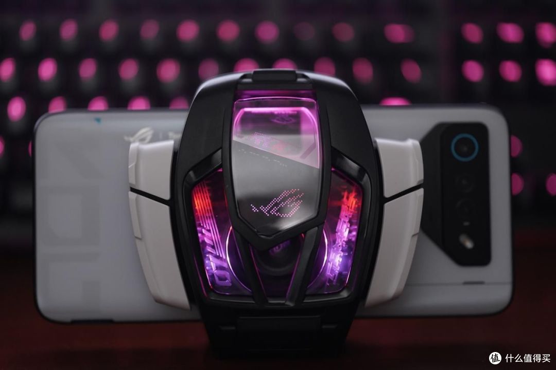 游戏手机是伪命题？ROG7游戏手机深度评测，确实玩游戏更好。