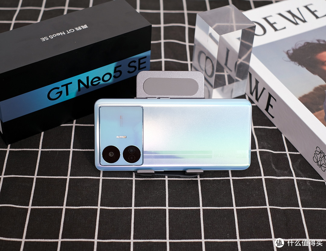 真我GT Neo5 SE评测体验：中端手机市场的王者？配置几近拉满