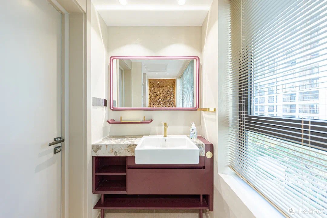 教科书级配色方案+开放式布局,打造140m²大平层四口之家的理想生活!