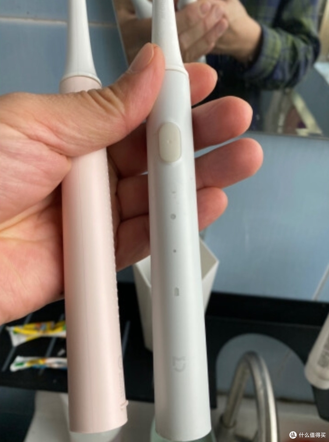 “告别口臭,拥抱电动!”——电动牙刷和电动冲牙器的好处