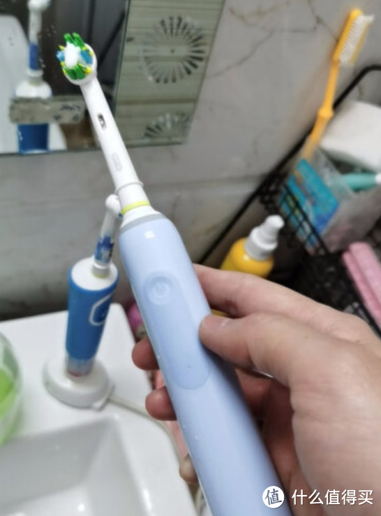 刷牙、冲牙两不误：电动牙刷和电动冲牙器的好处