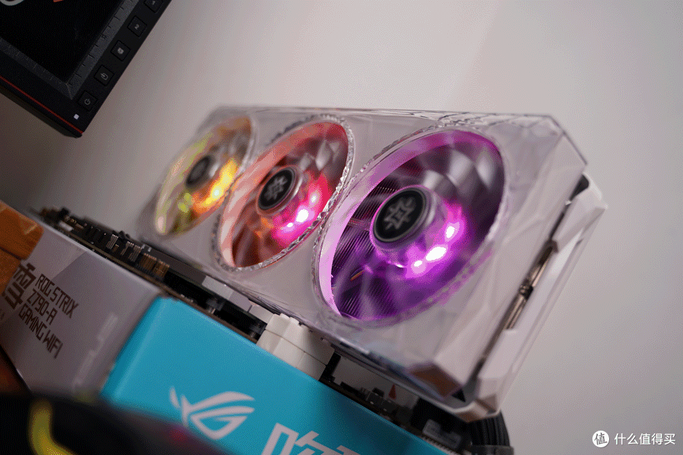 2K高刷畅玩的新利器,真七零!影驰GeForce RTX 4070 12GB 星曜OC开箱评测