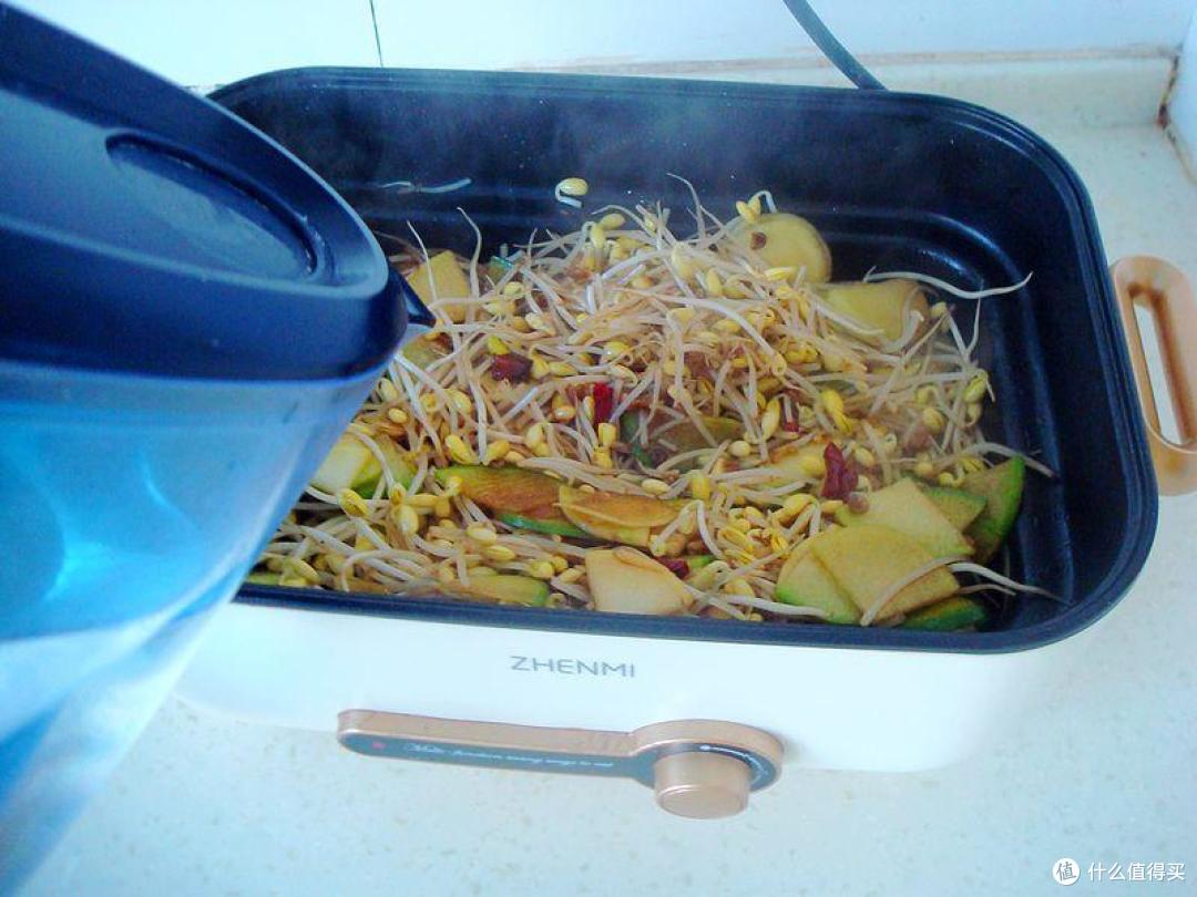 吃萝卜,多加两种食材,一锅炖出来,爽口劲道营养足