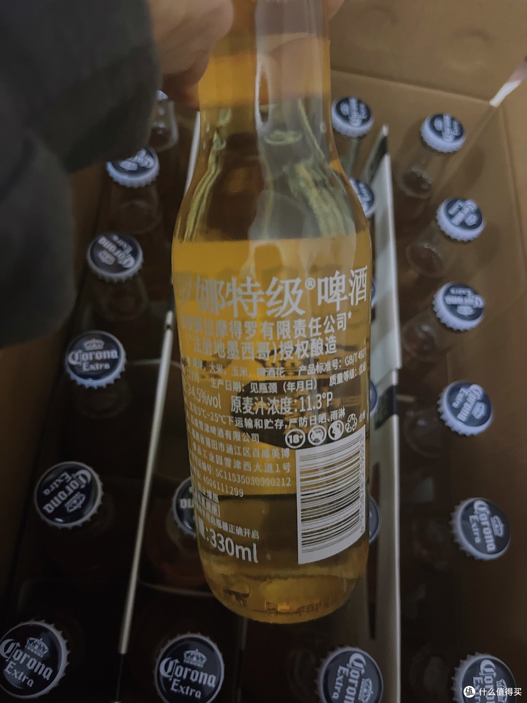 科罗娜啤酒，这款以其独特的口感而闻名的墨西哥啤酒，朋友都说很可