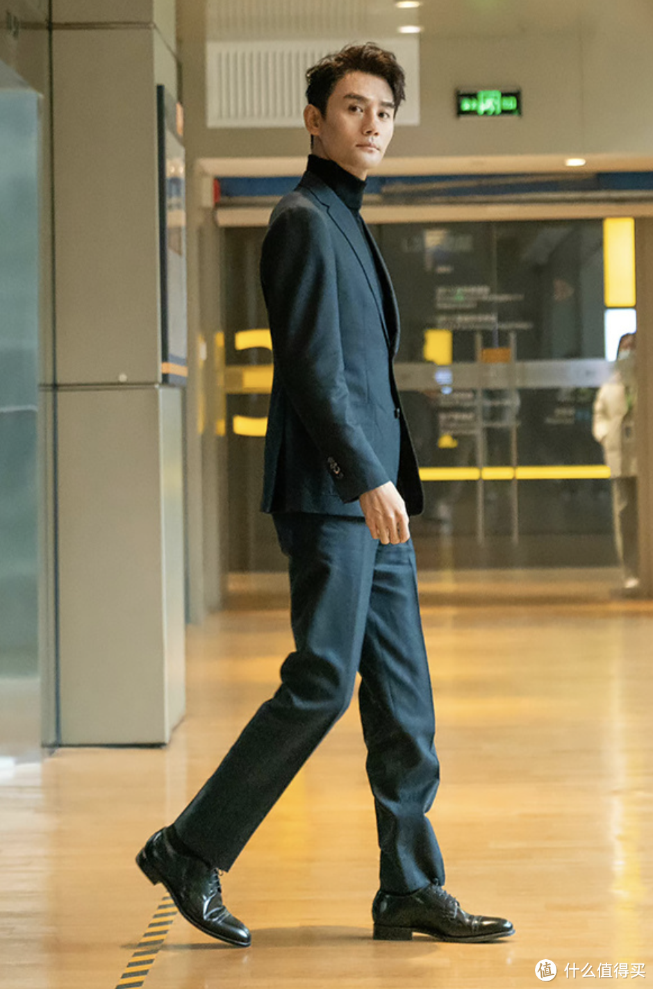 Oliver Sweeney为何成为品味男士的首选,23年新品小白鞋真是太火了!