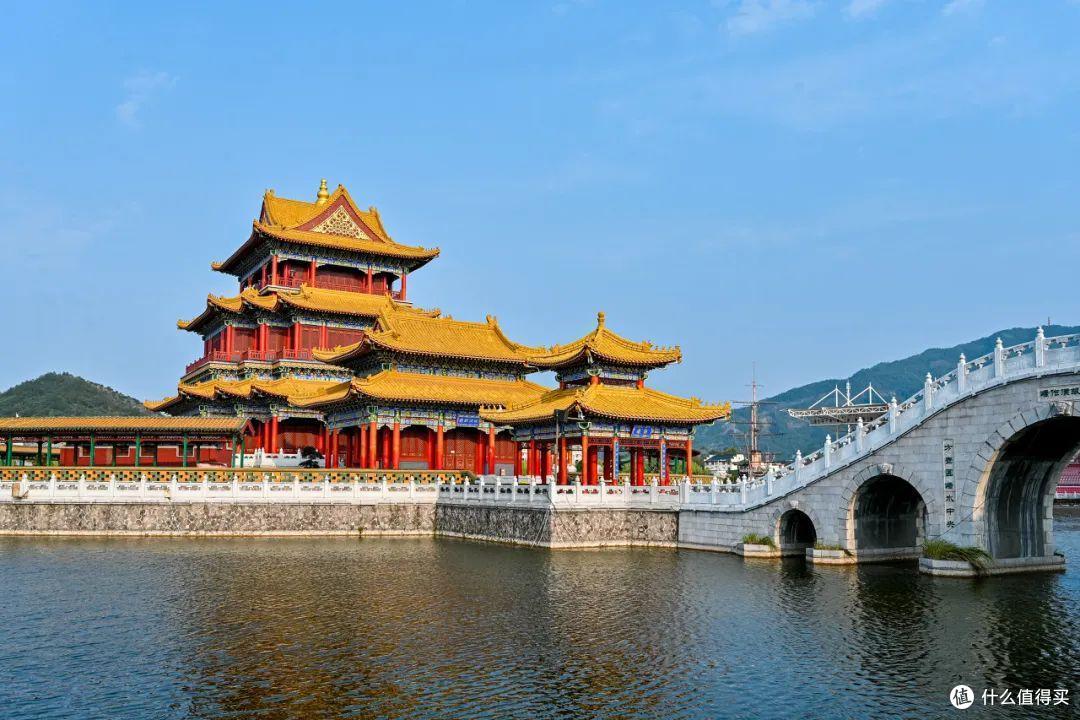 在“东方好莱坞”沉浸式“做梦”，大把取景地随便拍，找个周末就出发