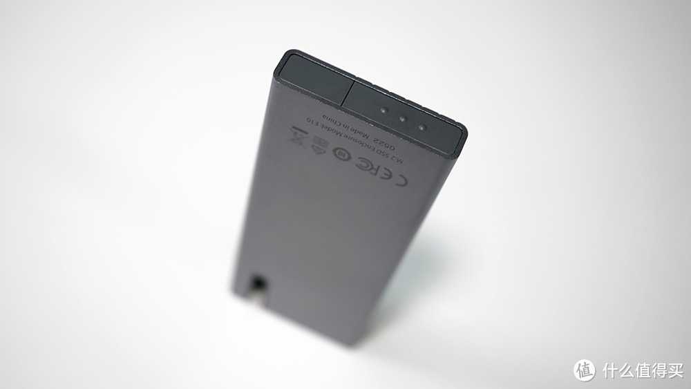 给你推荐的硬盘盒你买了吗？没买的话可以看看这一款——雷克沙E10 M.2 SSD硬盘盒 测评报告