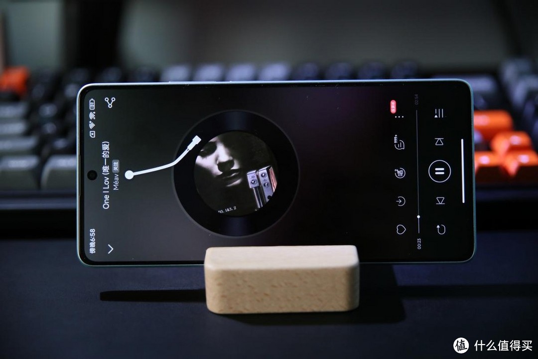 旗舰性能、平民价格，深度体验小米全新一代小金刚Redmi Note 12 Turbo手机