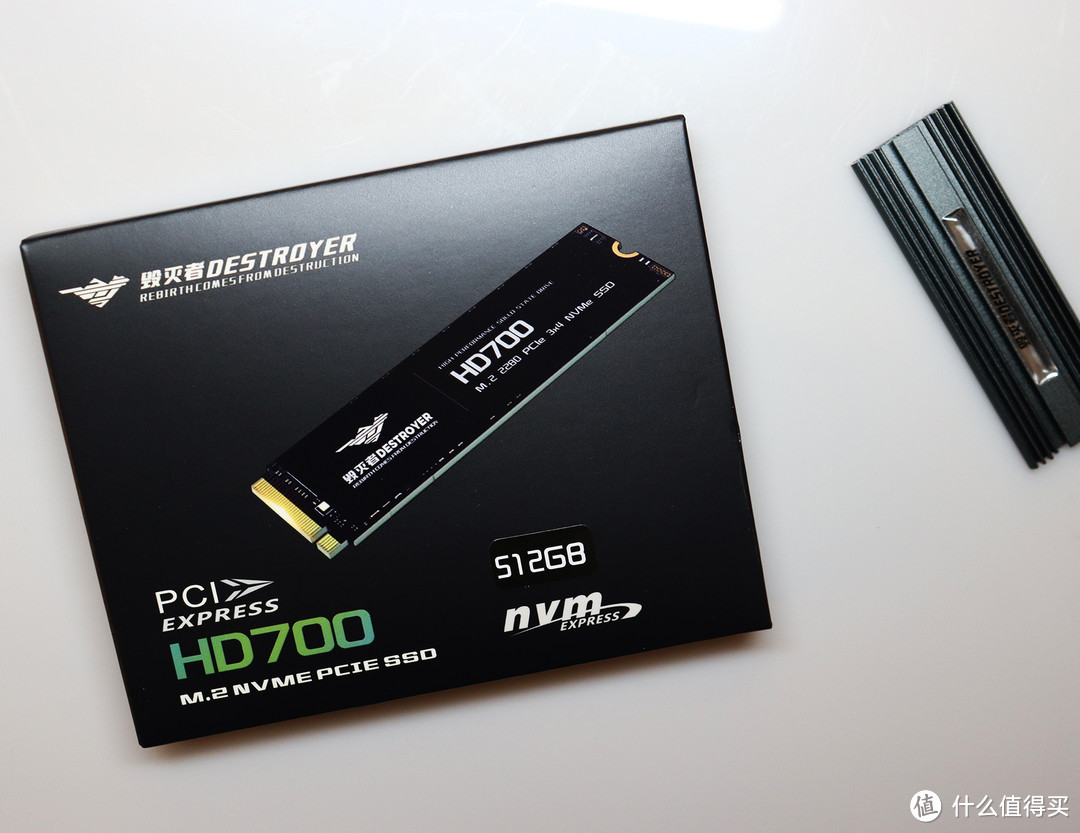 毁灭者HD700NVMe M.2 SSD-以超实惠的售价带给我们旗舰性能的体验