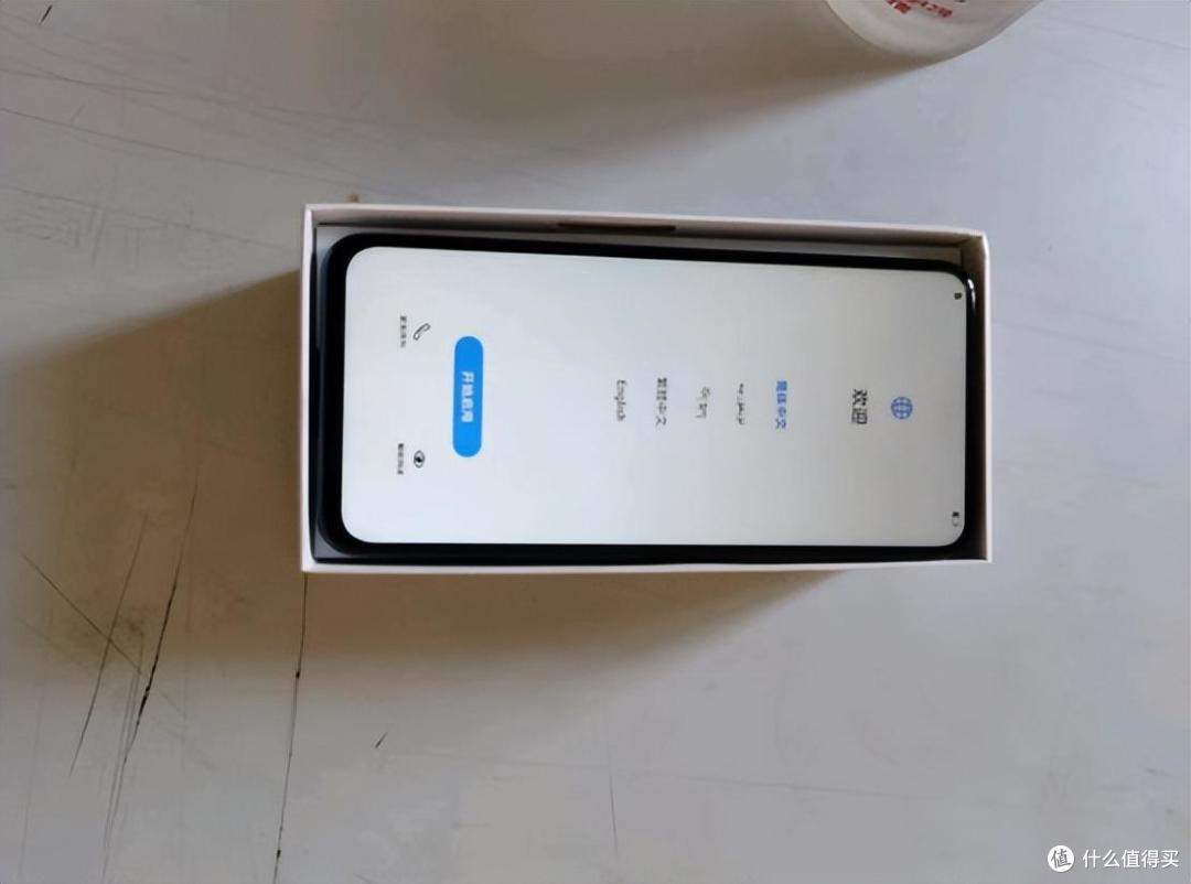 仅1098,入门级5G手机,8GB+128GB