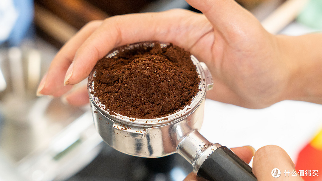实现咖啡自由就这么简单，用宜盾普磨豆意式咖啡机玩转特调咖啡
