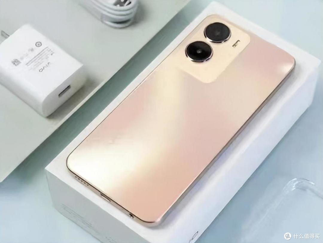 一款5G手机，跌至1110，5000mAh+128GB