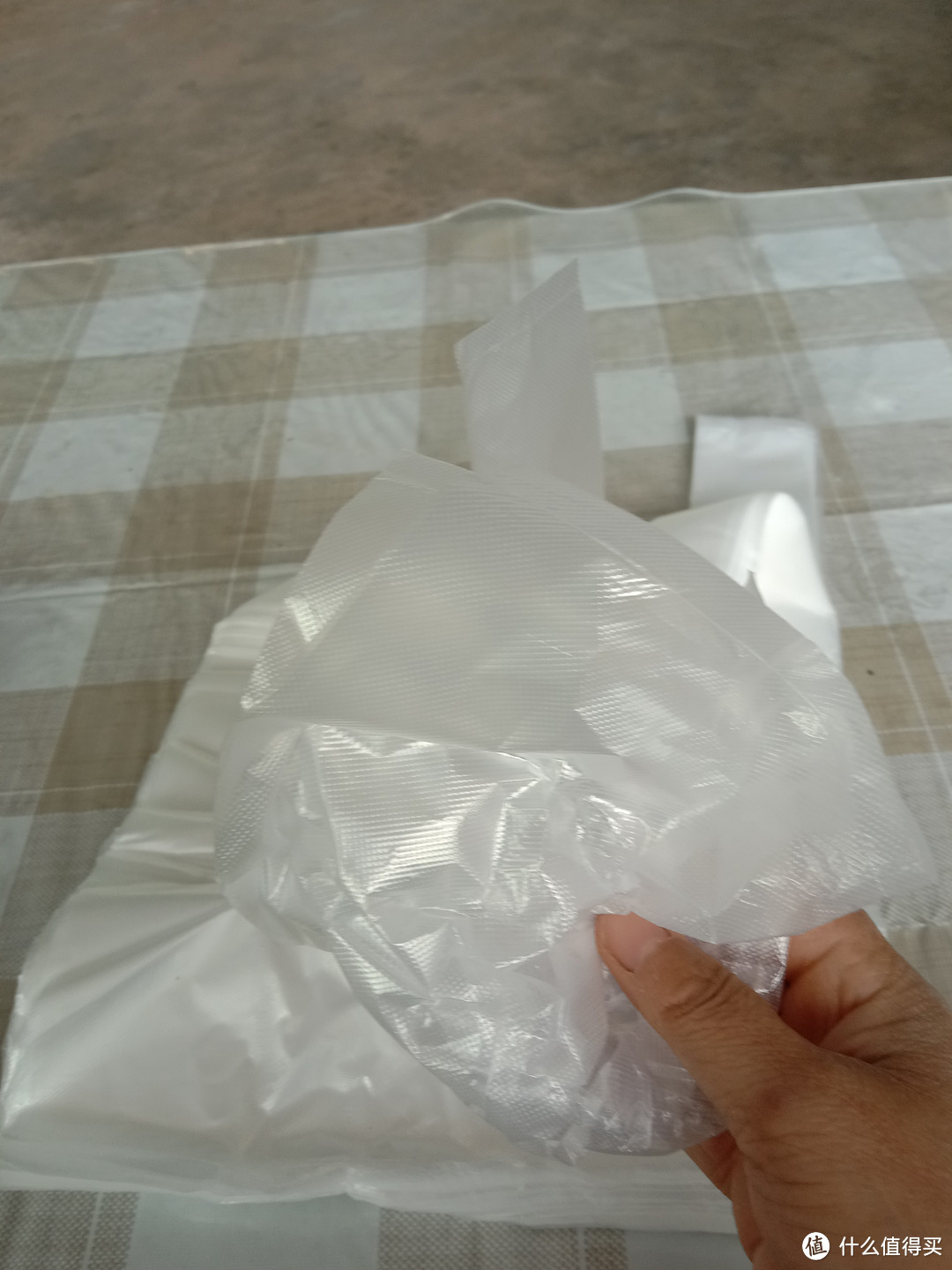 在本地小超市抽奖,居然抽中了一包塑料袋儿