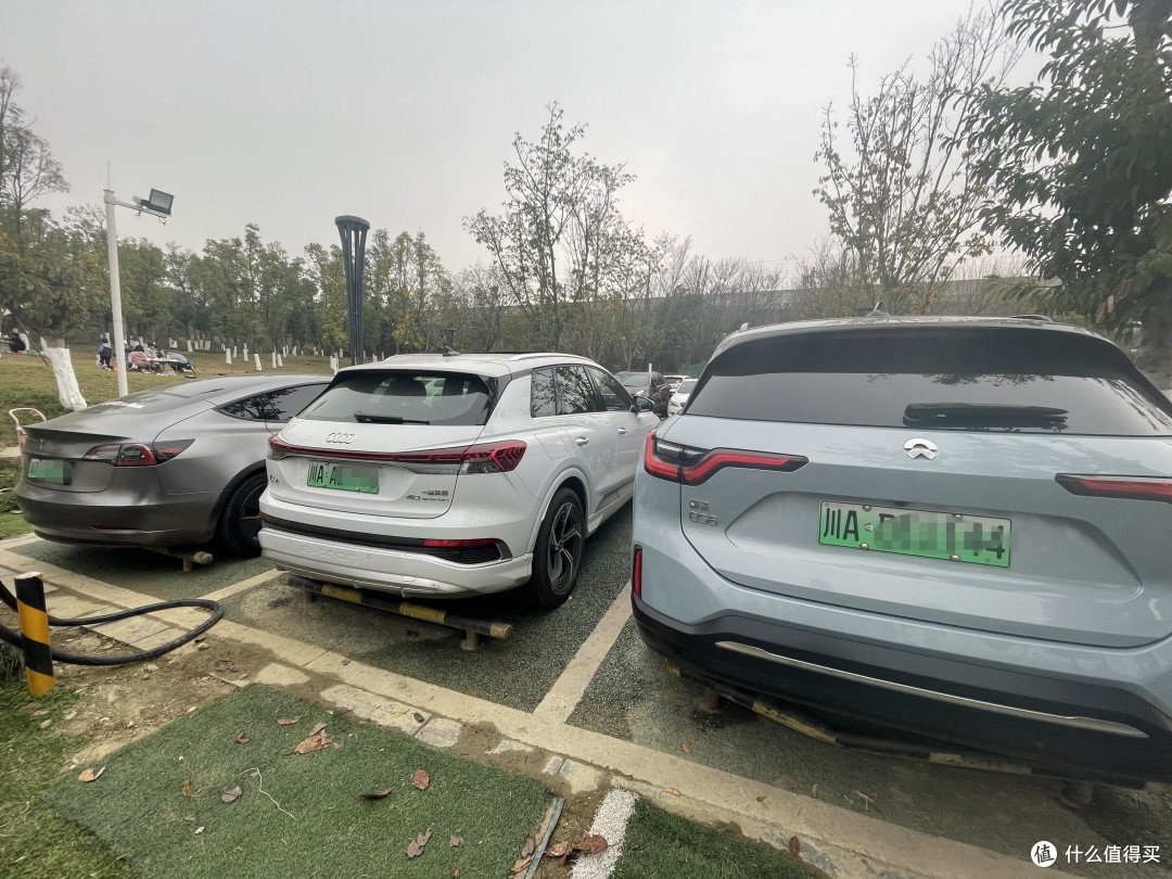 腐蚀我！奥迪给我Q4 etron玩7天