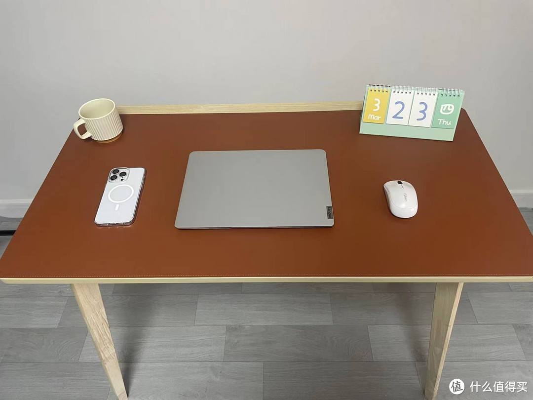 这就是我要的极简商务风--棕色鼠标垫桌垫