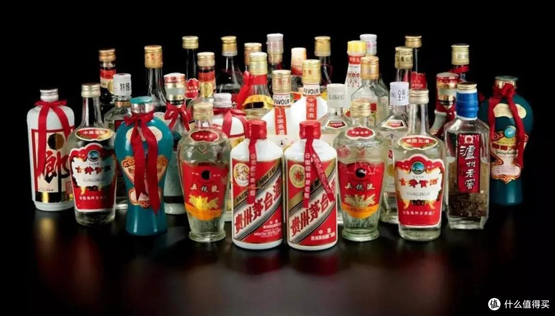 15款100~200元左右自喝白酒盘点！全都是很能打、性价比很高！